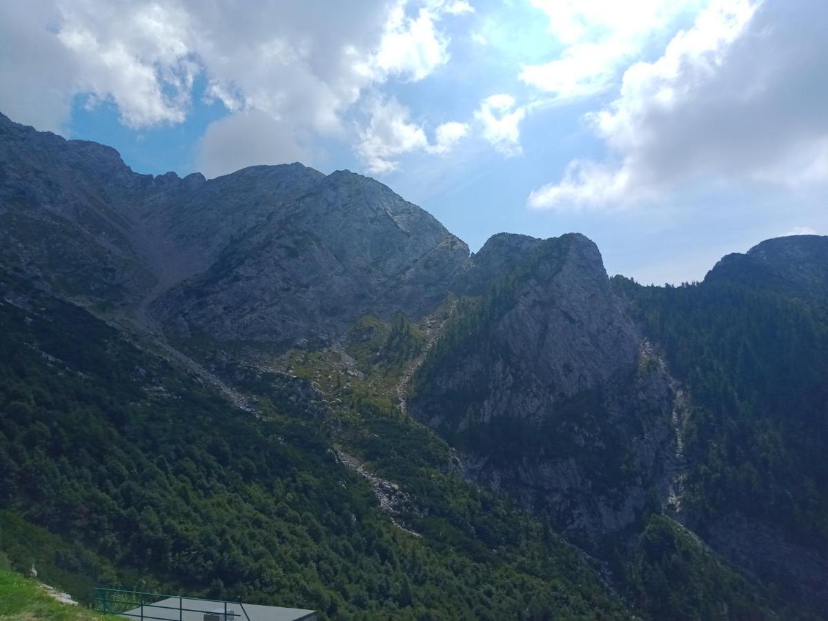 Il Giardino Di Cres Bed & Breakfast Esino Lario Bagian luar foto